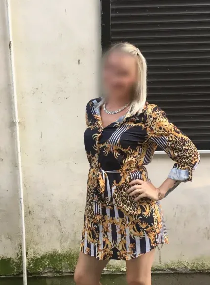 Denise, 34