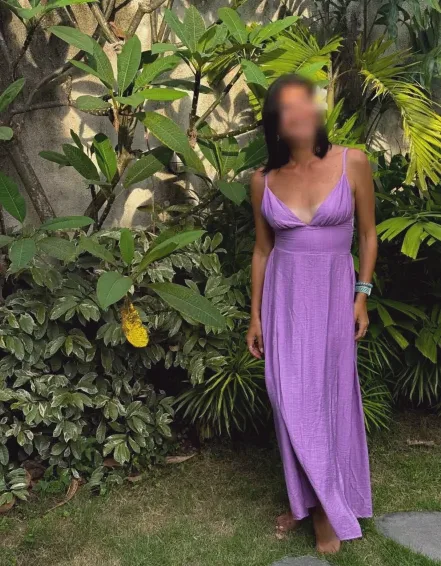 Esther, 35