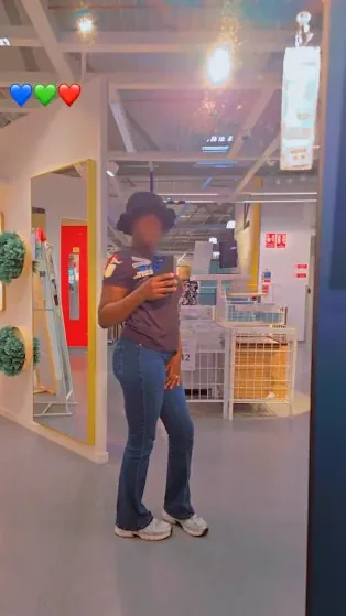 Linda, 29