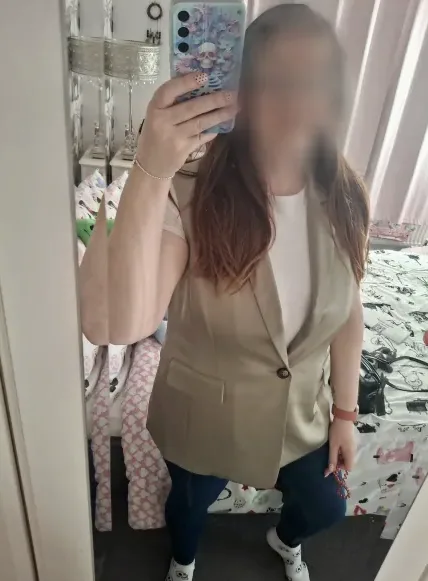 Lotte, 38