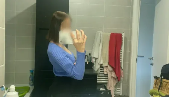 Melissa, 21