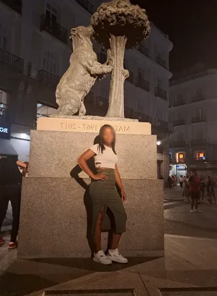 Nadia, 34