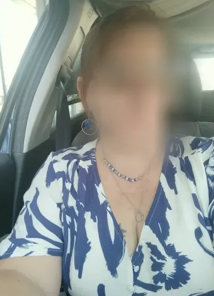 Vera, 40