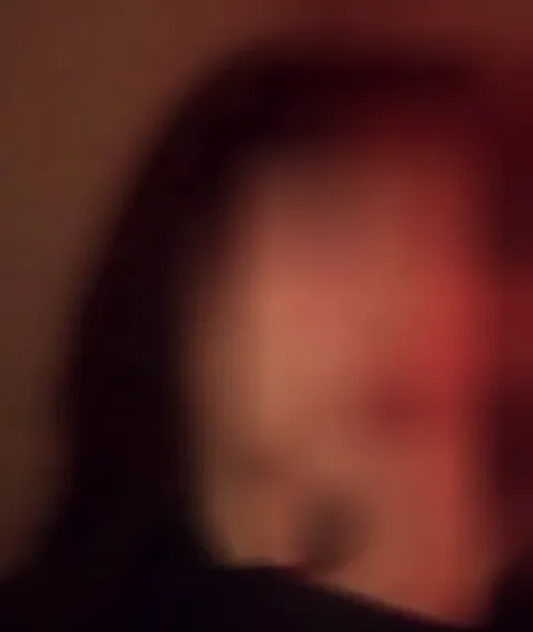Wendy, 19